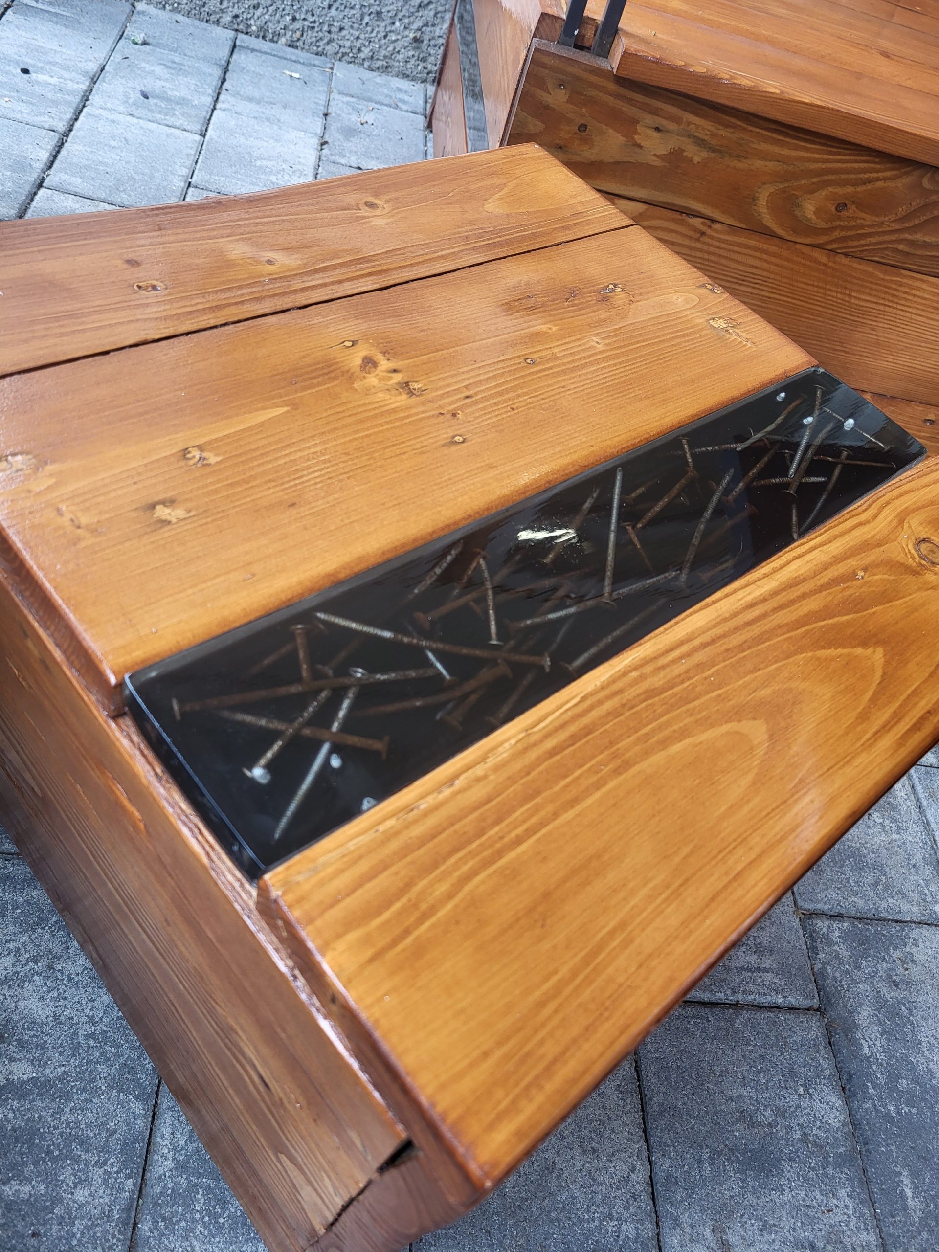 Einzigartige Gartenlounge aus Palettenholz – Bild 12